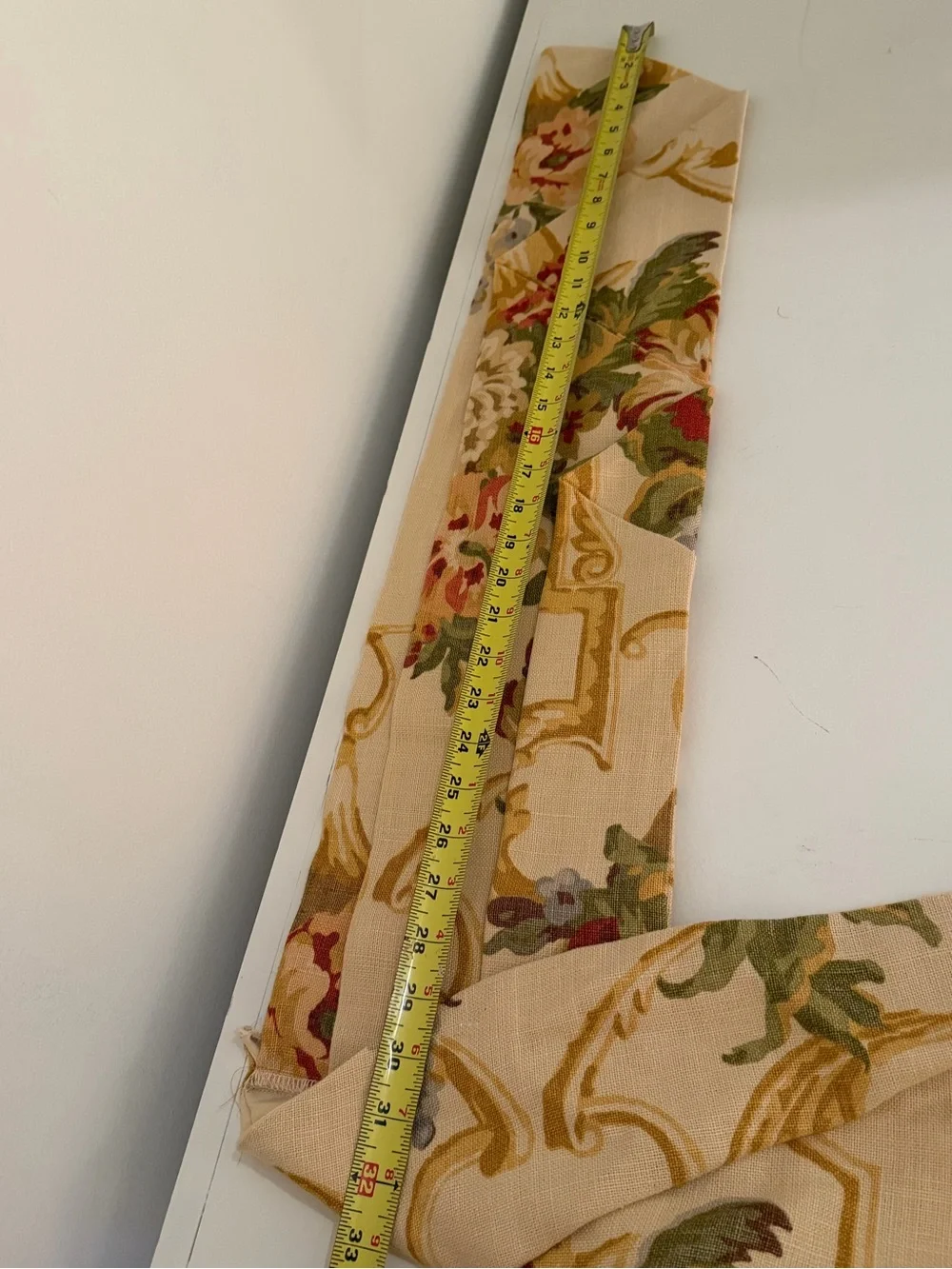 1990s Vintage Floral Swag Valance (set of 2).